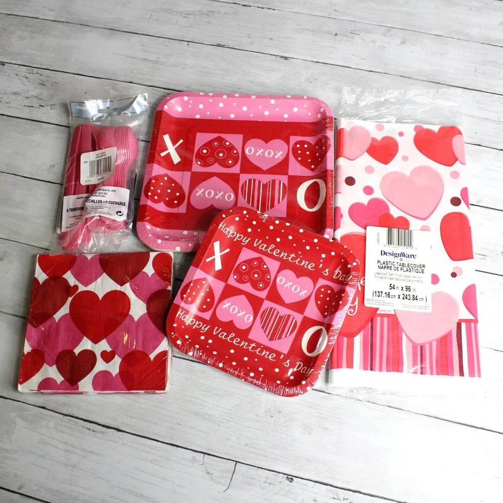 Party Valentine's Day Paper Plates Napkins Cutlery Dinnerware Lot Pink